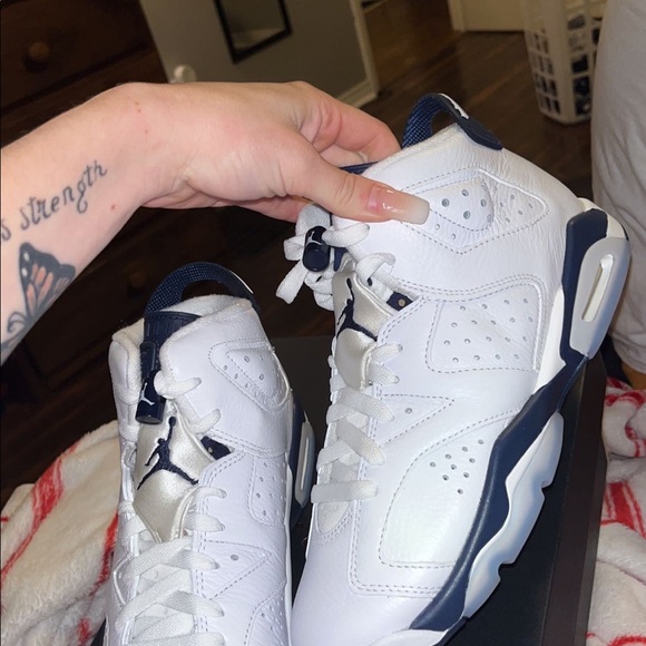 brand new just came out ! Never wore .. message me on fb Tricia trump - Picture 4 of 4